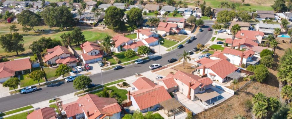 Aerial,View,Of,Southern,California,Houses,In,Inland,Town,Corona,